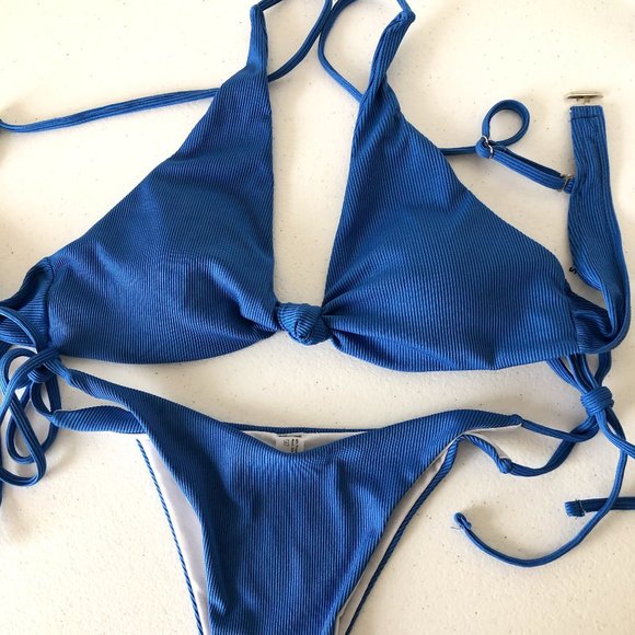 Bikini Swimsuit Shein 2 pcs Beach Pool swimwear - Picture 1 of 4